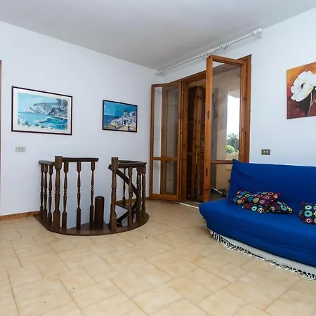 N215 - Numana, Trilocale Con Portico